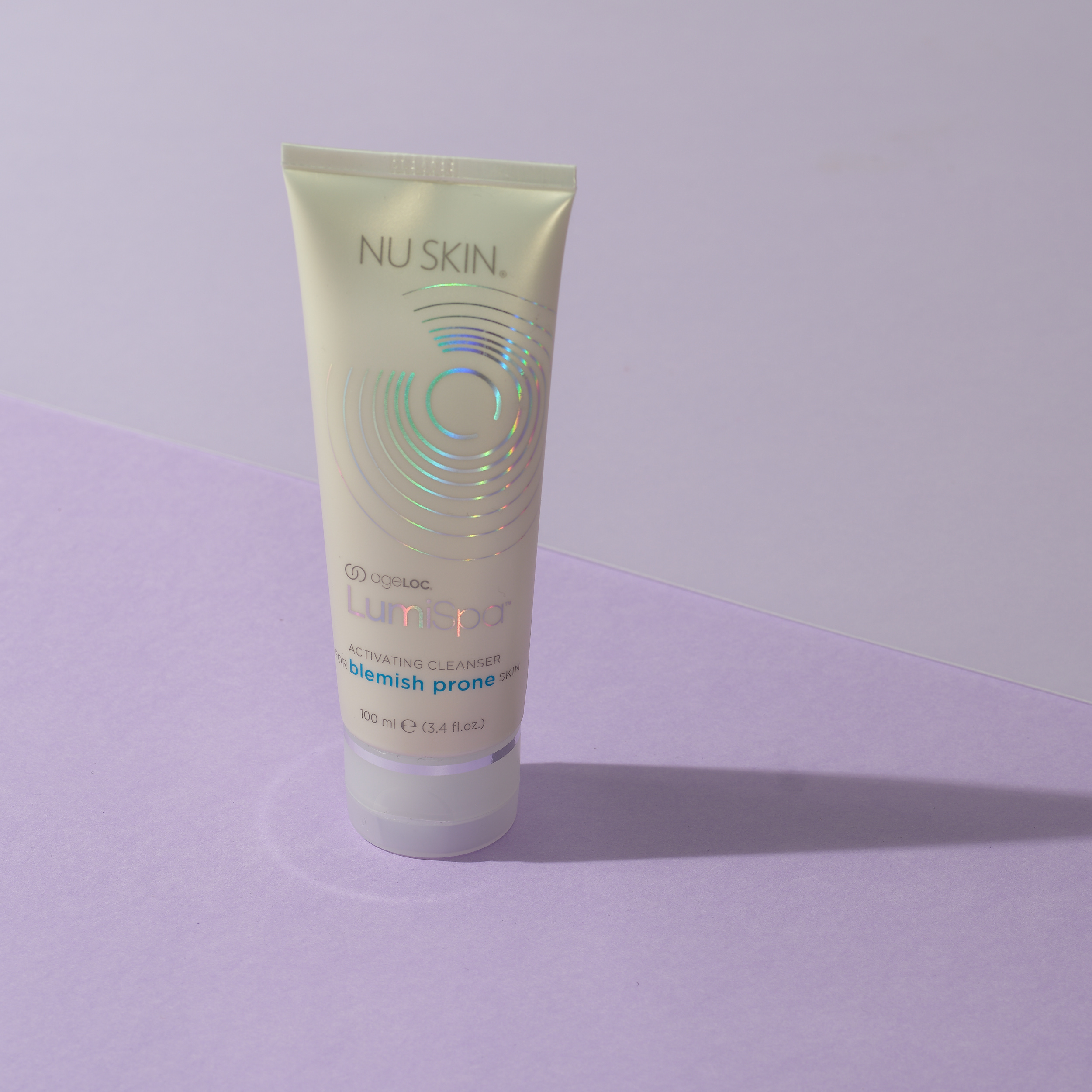 Lumi iO Cleanser für unreine Haut