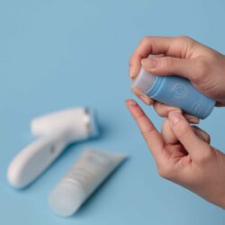 Nuskin LumiSpa IO mit Serum für unreine Haut